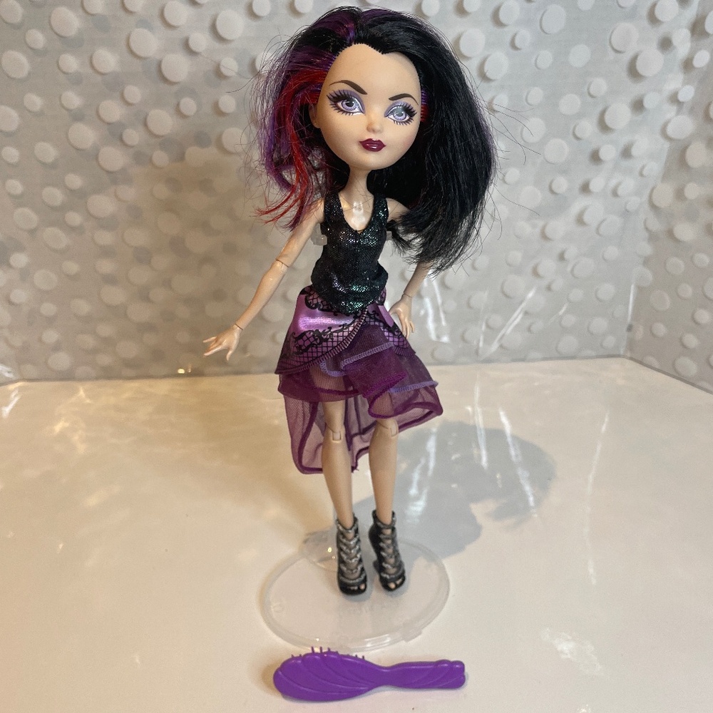 Ever After High School Spirit Raven doll Redressed